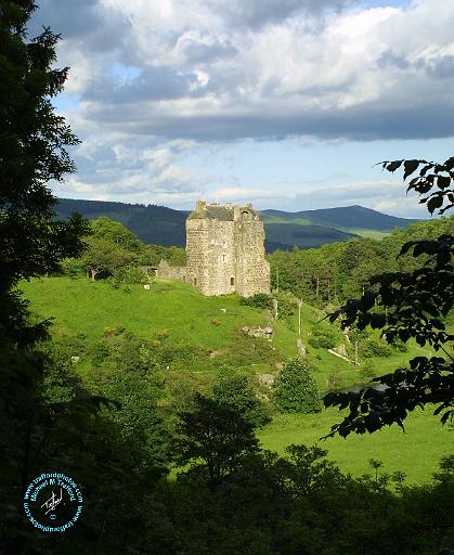 Neidpath Castle 8W53D-10.JPG